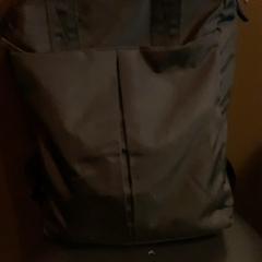 Mochila, ha sido reportado por MEININGER Hotel Brussels City Center con iLost