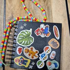 ノート Zwart がiLostで IKEA Delft によって報告されました