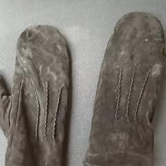 إكسسوارات الملابس، كما تم الإبلاغ عنه بواسطة Qbuzz GD Groningen Peizerweg عبر iLost