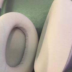 Hodetelefoner Paars, som rapportert av Eindhoven Airport ved bruk av iLost