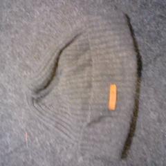 Beanie barts, as reported by SnowWorld Landgraaf using iLost