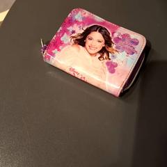 İLost kullanarak IKEA Paris - Plaisir tarafından bildirildiği gibi Cüzdan mo naie