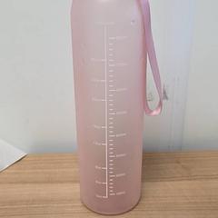 Ampolla per beure, segons ha informat Transdev Gooi en Vechtstreek mitjançant iLost