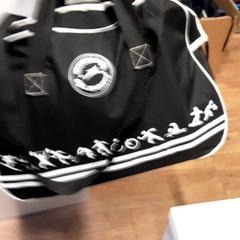 Väska Kleding, rapporterat av Qbuzz ZHN med iLost