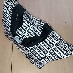 Saco - draagtas Zeeman, como reportado por Centraal magazijn utilizando o iLost