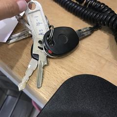 Autosleutels, iLost에 보고됨