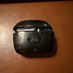 Earphones, jak nahlášeno Grand Hotel Amrâth Amsterdam pomocí iLost