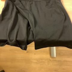 İLost kullanarak HvA Nicolaes Tulphuis & Tania Leonhuis tarafından bildirildiği gibi Şort