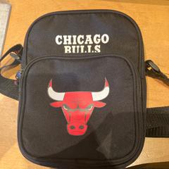 Tas Chicago Bulls, gemeldet von Pathé Ede über iLost