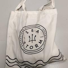 Tas - Cappoen، كما تم الإبلاغ عنه بواسطة Centraal magazijn عبر iLost