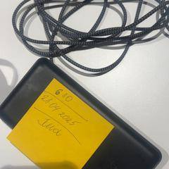 Powerbank black, som rapportert av Amsterdam ID Aparthotel ved bruk av iLost
