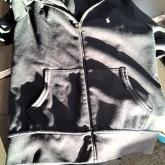 パーカー vest がiLostで Breng Nijmegen によって報告されました