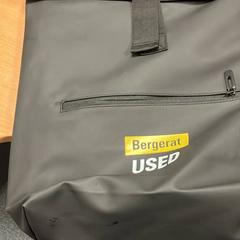 Batoh, jak nahlášeno Sheraton Brussels Airport Hotel pomocí iLost