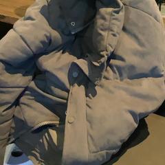 Chaqueta Gray, segundo informou MEININGER Hotel Salzburg City Center usando iLost