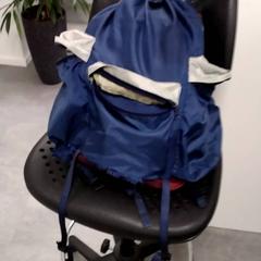 Mochila, como reportado por Arriva Infoshop Enschede utilizando o iLost