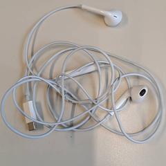 Kopfhörer & Earphones Wit, gemeldet von TU/e - Receptie Gemini noord über iLost