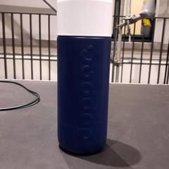 Fľaša na pitie blauwe Dopper, ako bolo nahlásené Universiteit Gent - Faculteitsbibliotheek LW pomocou iLost