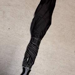 Deštník, jak nahlášeno Qbuzz DMG pomocí iLost