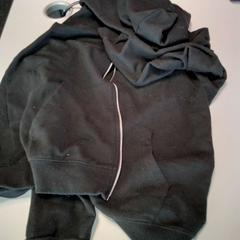 Ropa Veste, ha sido reportado por Twisto con iLost