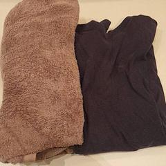 Handtuch & t-shirt, gemeldet von Van der Valk Hotel Schiphol über iLost