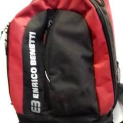 Táska, amint azt Hermes Eindhoven az iLost segítségével jelentette.