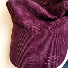 Czapka Bordeau rood, zgłoszono przez Connexxion Haarlem IJmond przy użyciu iLost