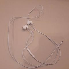 İLost kullanarak Van der Valk Hotel Schiphol tarafından bildirildiği gibi Kulaklık Wit