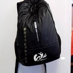 Hátizsák, amint azt Hermes Eindhoven az iLost segítségével jelentette.