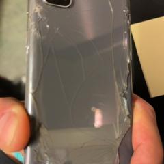 Chytrý telefon Grey Samsung, jak nahlášeno KABUL à GoGo / Teatro pomocí iLost