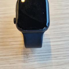Smartwatch zwart, zoals gemeld door Gemeente Leopoldsburg met iLost
