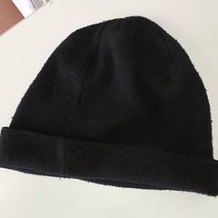 Kleding - Muts zwart, rapporterat av Centraal magazijn med iLost