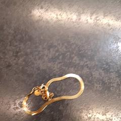 Sukaldeko tresnak, gisa salatu by Rotterdam The Hague Airport iLost erabiliz