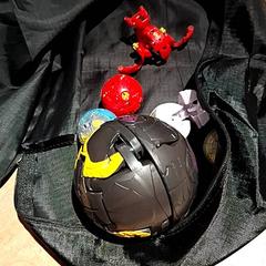 Toilettas Zwarte tas met speelgoed, gisa salatu by IKEA Wilrijk iLost erabiliz