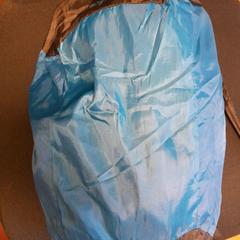 バッグ bleu et noir がiLostで TCL によって報告されました