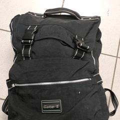 Batoh, jak nahlášeno Regio Antwerpen - Brussel pomocí iLost