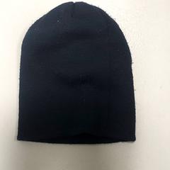 Oblečení - muts, jak nahlášeno Regio West-Vlaanderen pomocí iLost