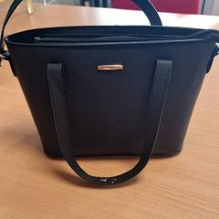 Taška, jak nahlášeno Gemeente Roermond pomocí iLost