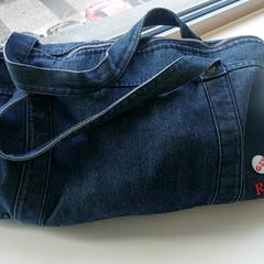 가방 Spijkerstof, iLost를 사용하여 Gemeente Gooise Meren에 보고됨