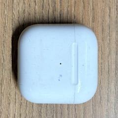 Puzdro na airpods, ako bolo nahlásené Vrije Universiteit Brussel (VUB) pomocou iLost