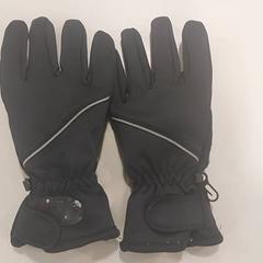 Vestiario - Handschoenen, come riportato da Centraal magazijn utilizzando iLost