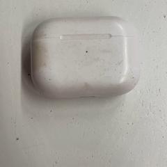 Kopfhörertasche, gemeldet von HTM über iLost