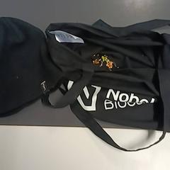 حقائب حمل وحقائب اليد، كما تم الإبلاغ عنه بواسطة Vrije Universiteit Brussel (VUB) عبر iLost