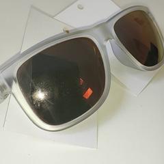 Gafas, ha sido reportado por Centraal magazijn con iLost