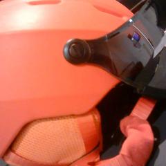 Helm, zoals gemeld door SnowWorld Landgraaf met iLost