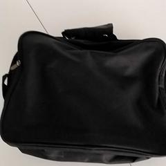 Väska, rapporterat av Regio Antwerpen - Brussel med iLost