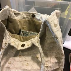 Taška, jak nahlášeno U-OV Utrecht pomocí iLost