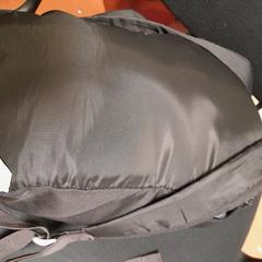 Poltsa noir, gisa salatu by TCL iLost erabiliz