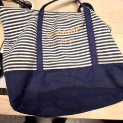 Sac en tissu totebage tissu, segundo informou IKEA Montpellier usando iLost