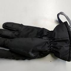 Oblečenie Handschoen, ako bolo nahlásené Regio Limburg - Leuven pomocou iLost