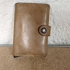 Držák karty Kuijpers, jak nahlášeno Qbuzz GD Groningen Peizerweg pomocí iLost